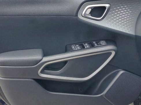 New 2025 Kia Soul LX image 5