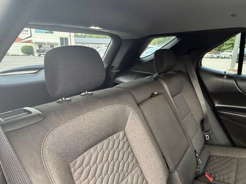 Used 2019 Chevrolet Equinox LT FWD image 27