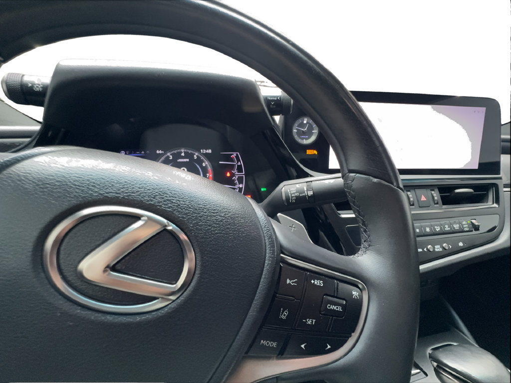 Used 2024 Lexus ES 350 w/ Technology Package FWD image 42