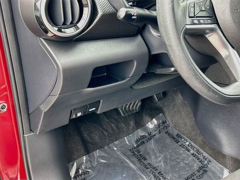 Certified 2024 Nissan Kicks SV FWD image 7