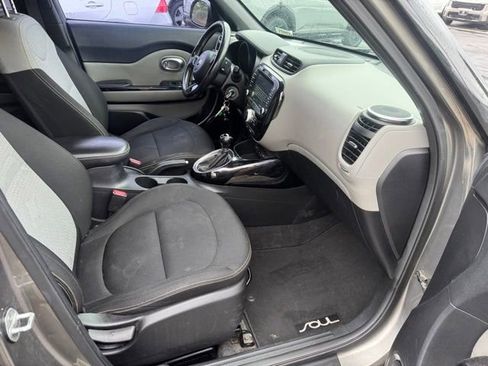 Used 2014 Kia Soul + w/ Audio Package FWD image 16