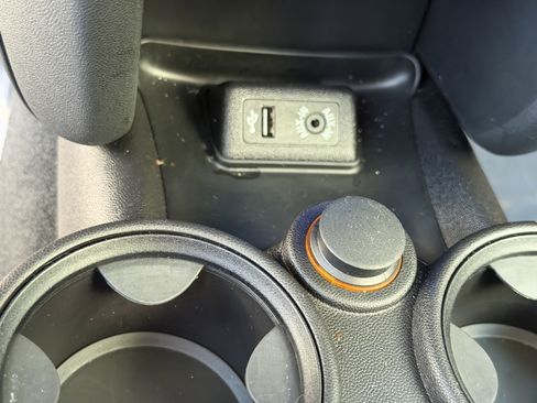 Used 2013 MINI Cooper Hardtop FWD image 24