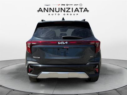 New 2025 Kia Seltos EX w/ EX Sunroof Package