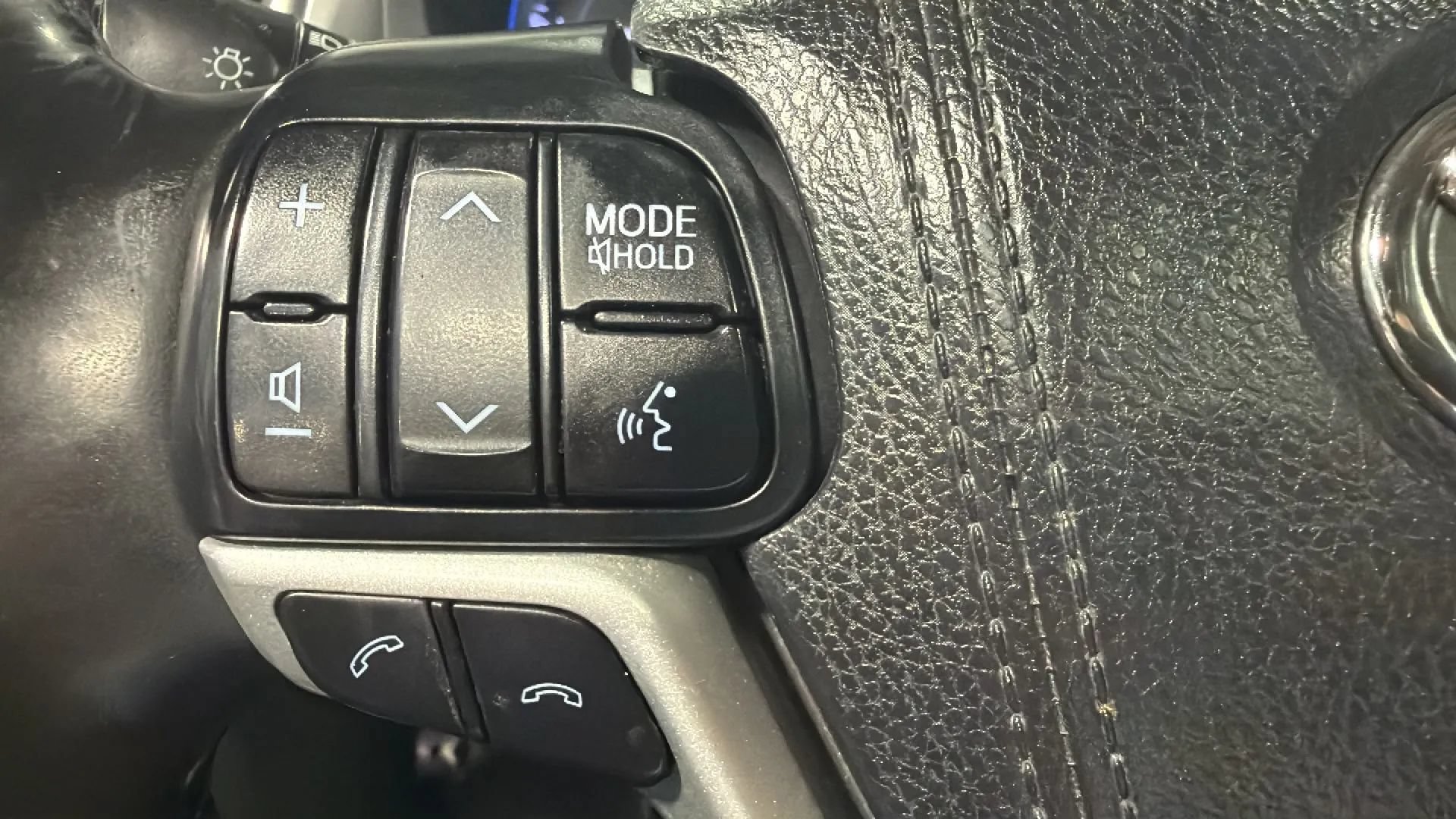 Used 2018 Toyota Highlander Limited Platinum AWD/4WD image 20