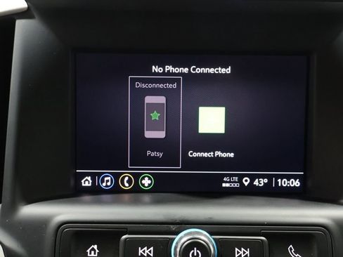 Used 2024 GMC Terrain SLE image 27