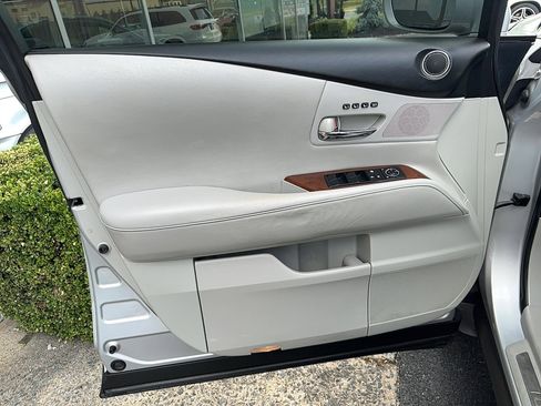 Used 2011 Lexus RX 350 AWD w/ Premium Pkg image 12