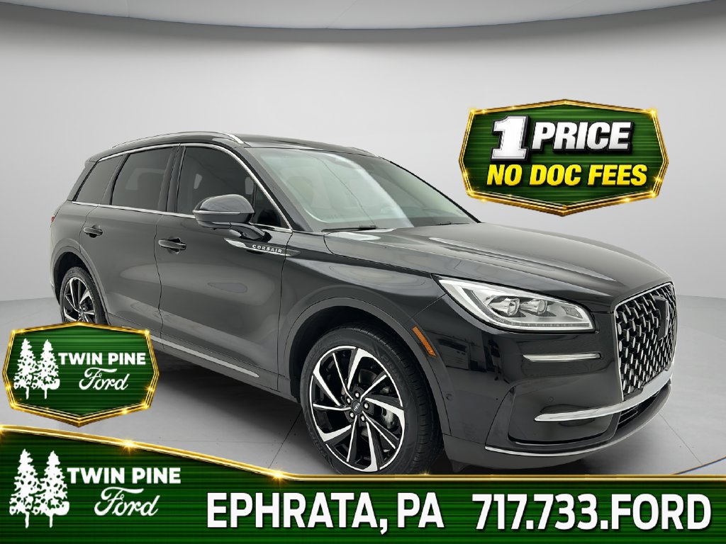 Used 2023 Lincoln Corsair Reserve w/ Equipment Group 202A AWD/4WD image 1