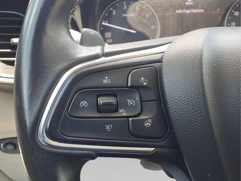 Used 2021 Buick Envision Essence FWD image 24