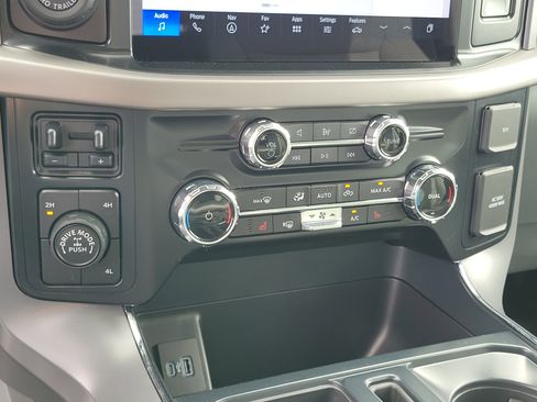 Used 2024 Ford F150 XLT w/ Equipment Group 302A MID image 27