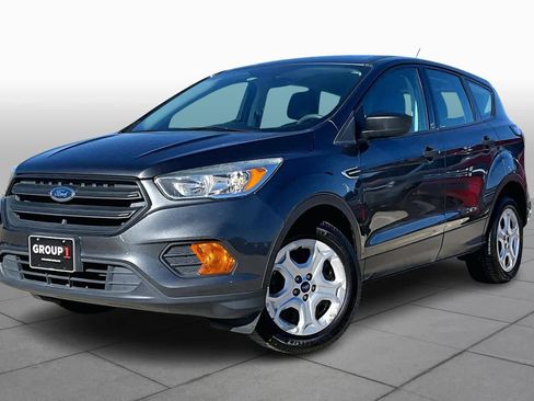 Used 2017 Ford Escape S image 1