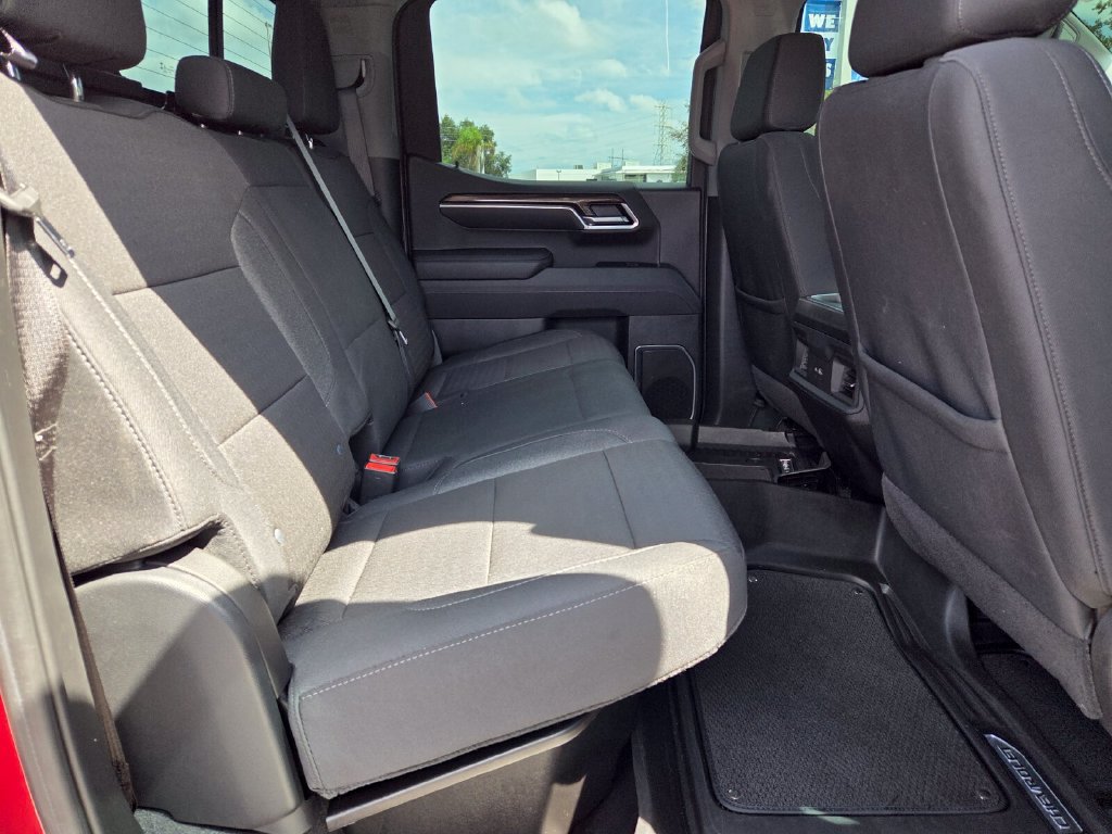 Used 2025 Chevrolet Silverado 1500 RST w/ Convenience Package II AWD/4WD image 13