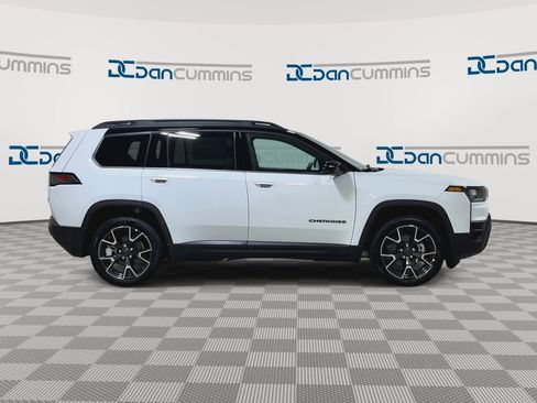 New 2026 Jeep Cherokee Overland AWD/4WD image 9
