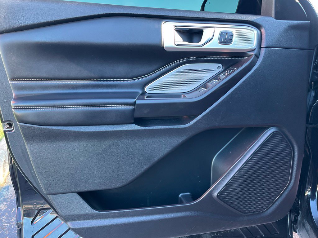 Used 2020 Ford Explorer ST w/ ST Street Pack AWD/4WD image 18