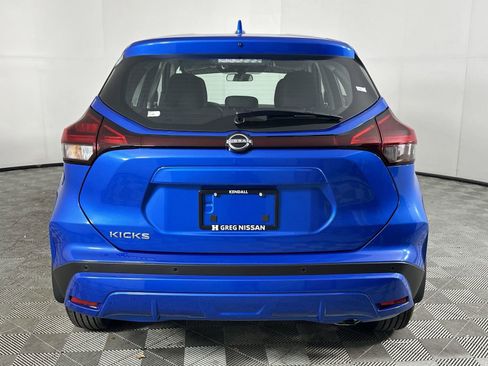 Used 2025 Nissan Kicks Play S FWD image 7