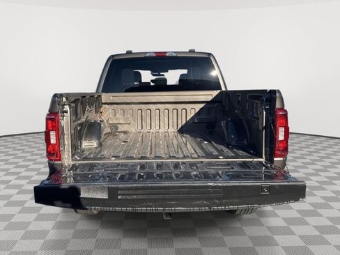 Used 2023 Ford F150 XLT w/ Trailer Tow Package image 16