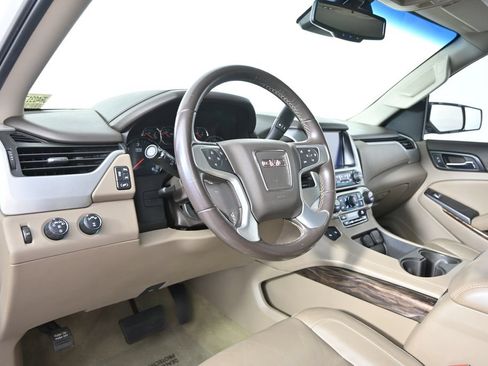 Used 2018 GMC Yukon XL SLT AWD/4WD image 23