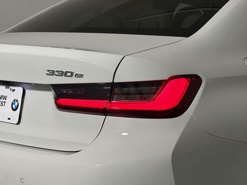 Used 2021 BMW 330e w/ Premium Package RWD image 24