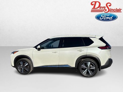 Used 2023 Nissan Rogue SL w/ SL Premium Package image 10