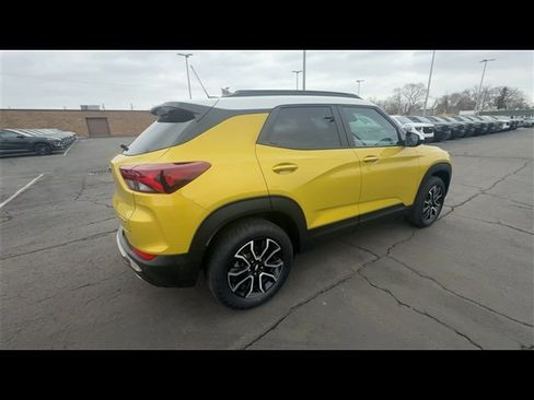 Certified 2023 Chevrolet TrailBlazer ACTIV w/ Sun and Liftgate Package image 8