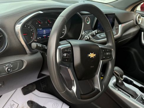 Used 2021 Chevrolet Blazer LT FWD image 28