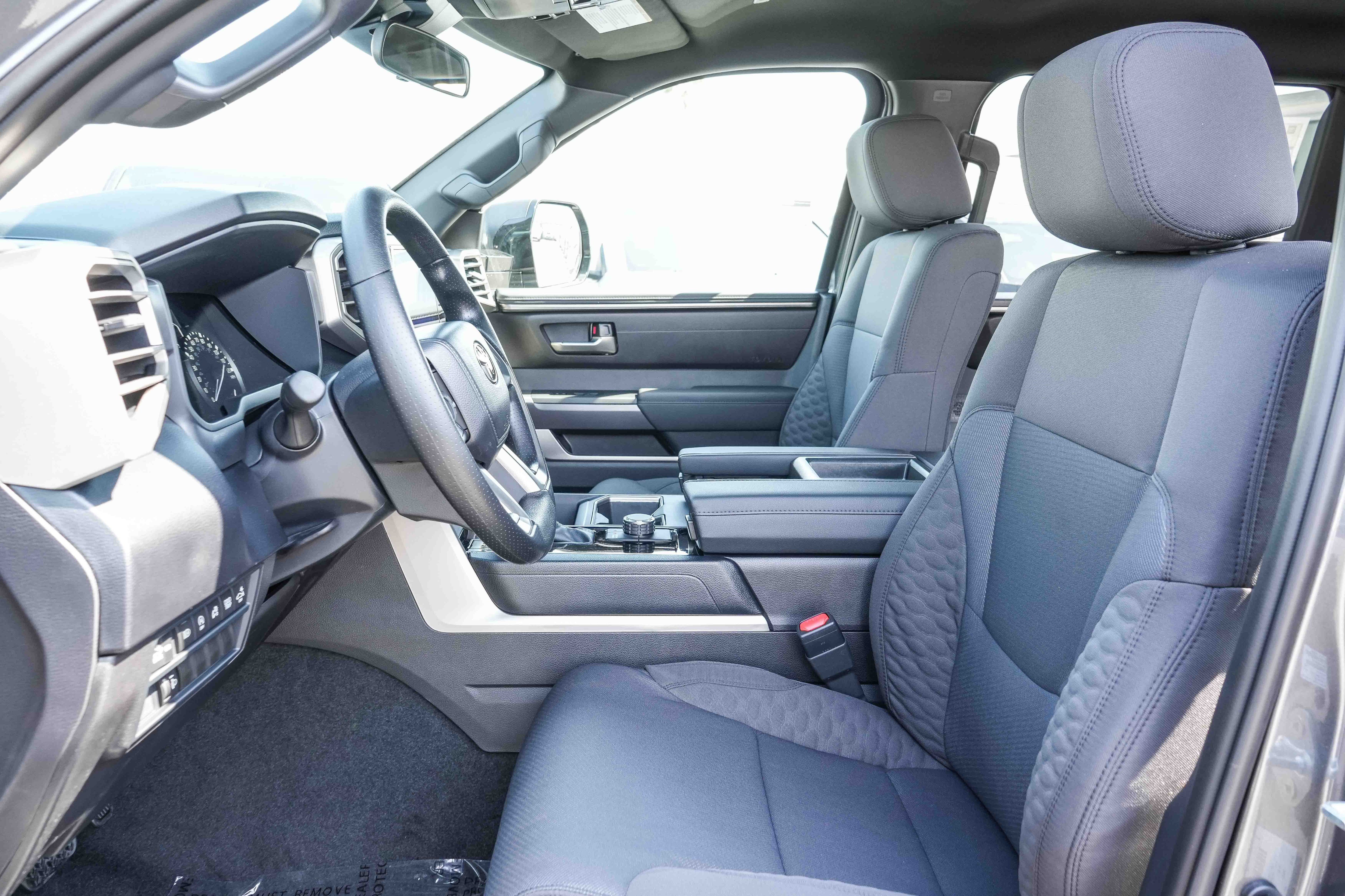 New 2026 Toyota Tundra SR5 w/ SR5 Convenience Package RWD image 20