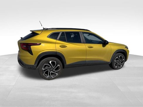 Used 2024 Chevrolet Trax RS w/ Driver Confidence Package image 23