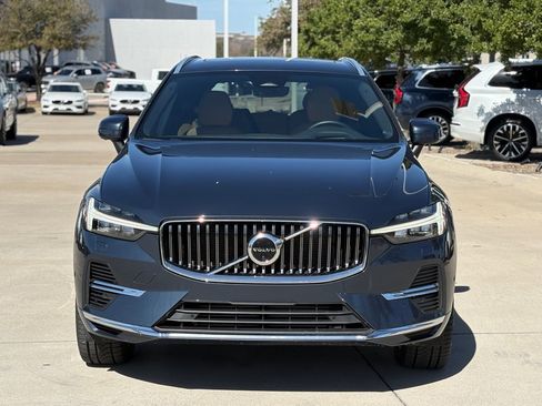 Certified 2023 Volvo XC60 T8 Ultimate image 4