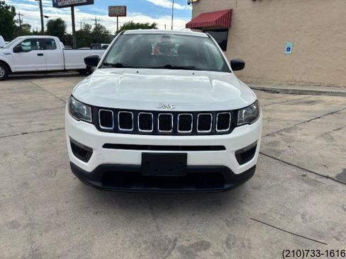 Used 2018 Jeep Compass Sport image 2