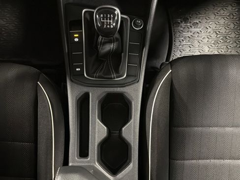 Certified 2024 Volkswagen Jetta Sport image 31