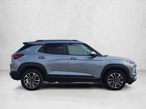 Certified 2025 Chevrolet TrailBlazer LT FWD image 4