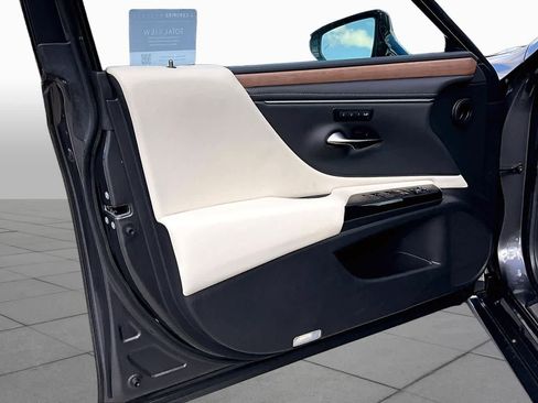 Certified 2025 Lexus ES 350 w/ Premium Package FWD image 22
