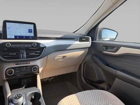 Used 2022 Ford Escape SE FWD image 21