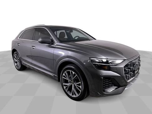 Used 2024 Audi Q8 Premium Plus image 6