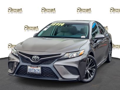 Used 2018 Toyota Camry SE w/ Audio Package