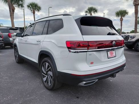 Used 2024 Volkswagen Atlas SE FWD image 9
