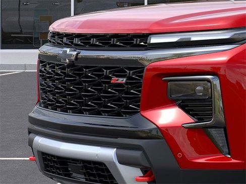 New 2026 Chevrolet Traverse Z71 w/ Enhanced Driving Package image 13