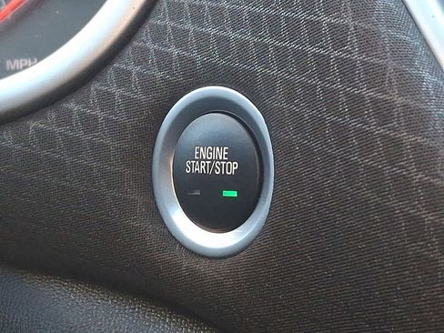 Used 2024 Chevrolet Malibu LT image 25