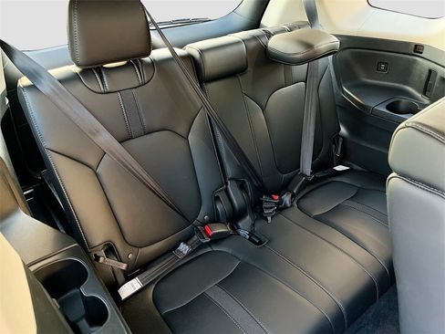 Used 2025 Honda Pilot EX-L image 26