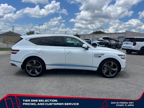 Used 2025 Genesis GV80 3.5T Prestige AWD/4WD image 4