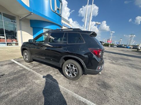 Used 2023 Honda Passport TrailSport image 14
