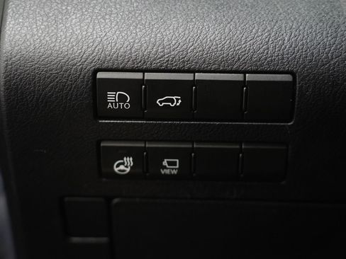 Used 2021 Lexus RX 350L Premium w/ Premium Package image 33