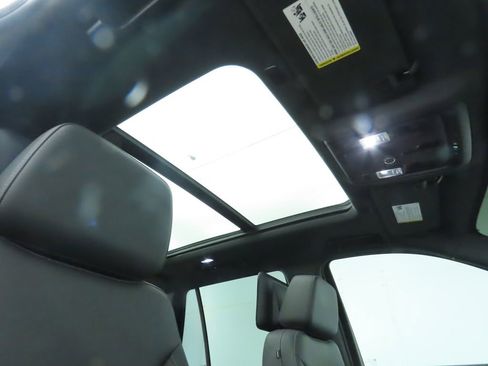 Used 2023 Chevrolet Tahoe Z71 w/ Z71 Off-Road Package image 19