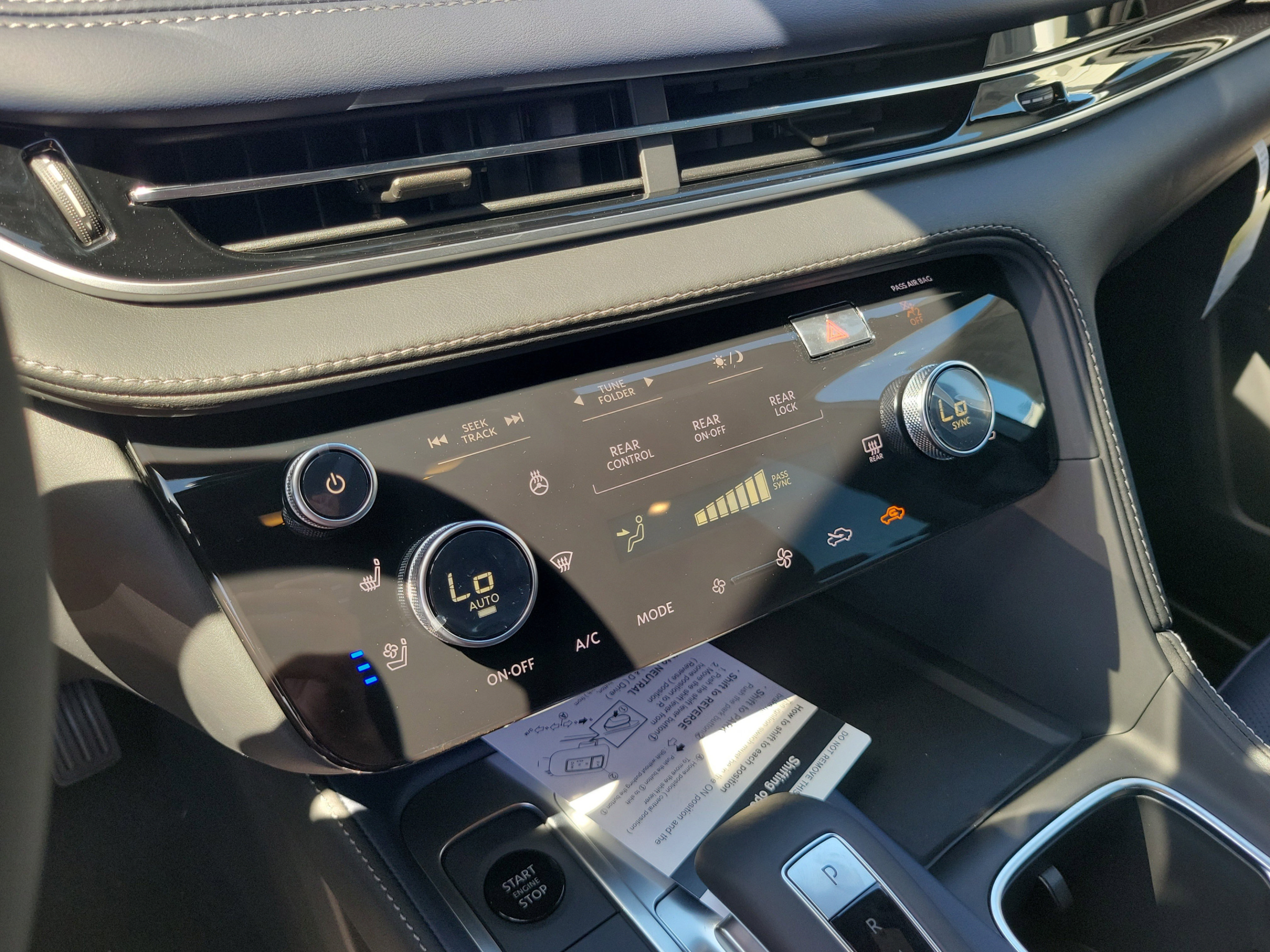New 2026 INFINITI QX60 Sport w/ Dark Cargo Package AWD/4WD image 18