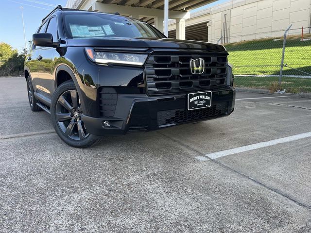 New 2026 Honda Pilot Sport image 2