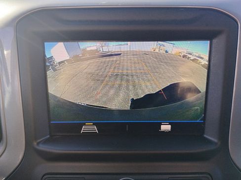 Used 2022 Chevrolet Silverado 1500 Custom Trail Boss w/ Safety Confidence Package image 26