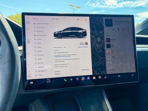 Used 2023 Tesla Model X AWD/4WD image 10