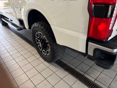 Used 2024 Ford F250 Lariat w/ Chrome Package AWD/4WD image 18