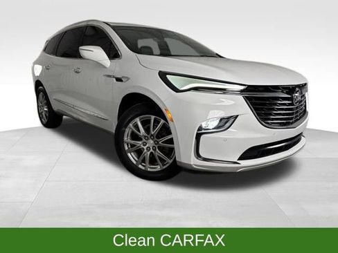 Used 2022 Buick Enclave Premium image 1