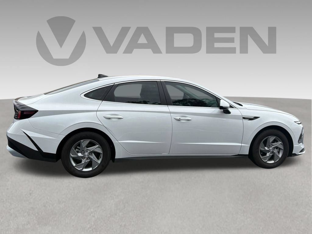 New 2025 Hyundai Sonata SE FWD image 7