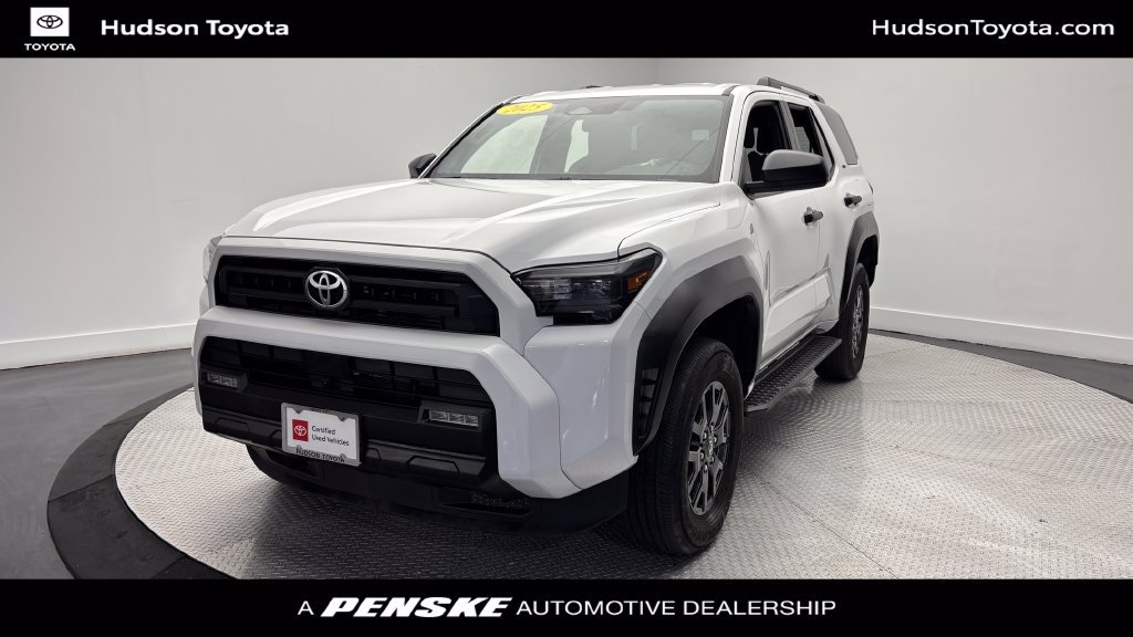 Used 2025 Toyota 4Runner SR5 AWD/4WD image 1